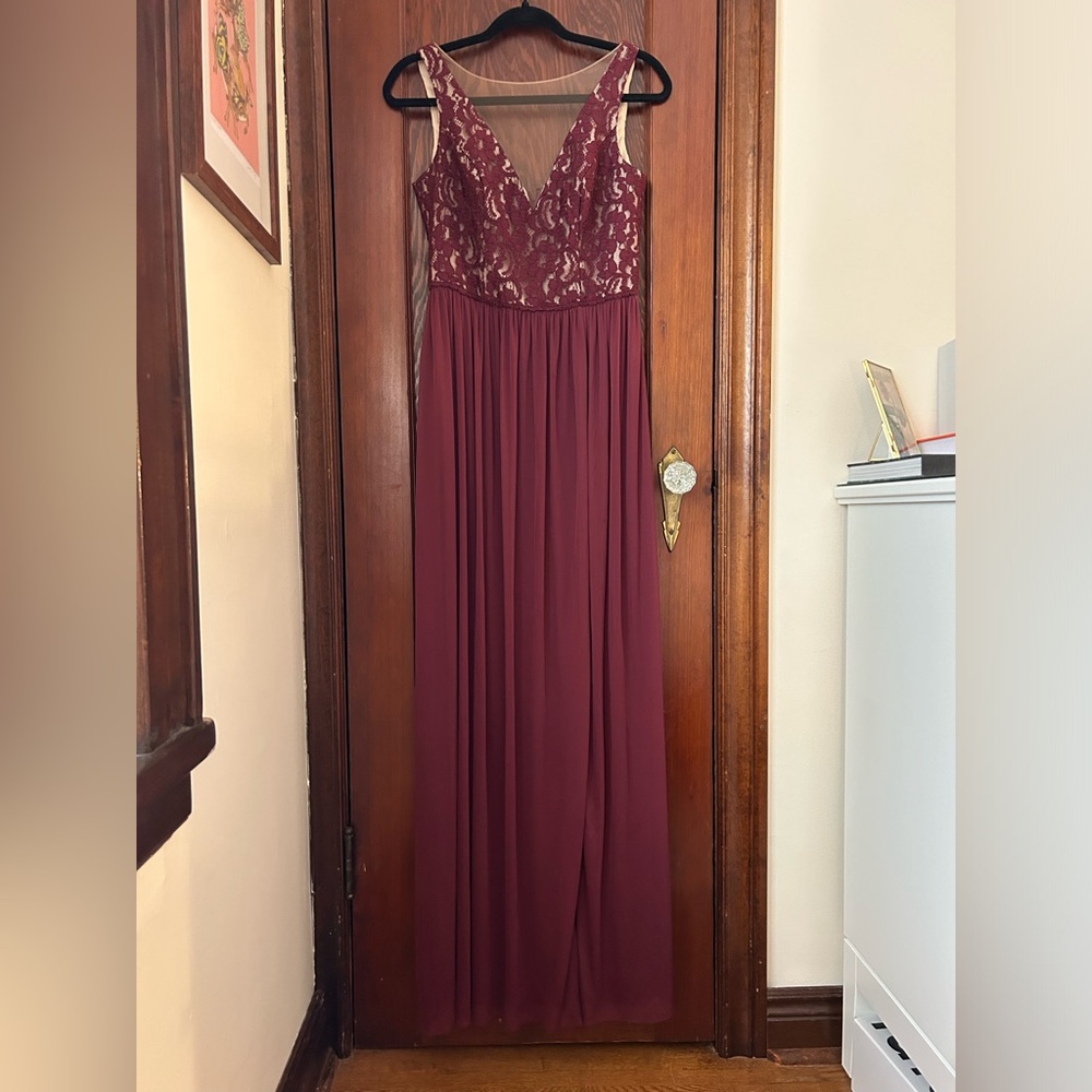 David’s Bridal Wine Red Lace Bridesmaid Dress Size 6